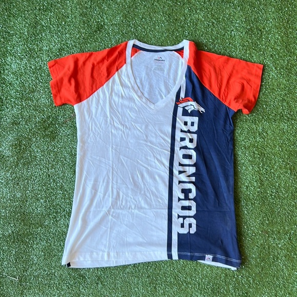 Majestic Tops - Denver Broncos Official Team Apparel T-Shirt